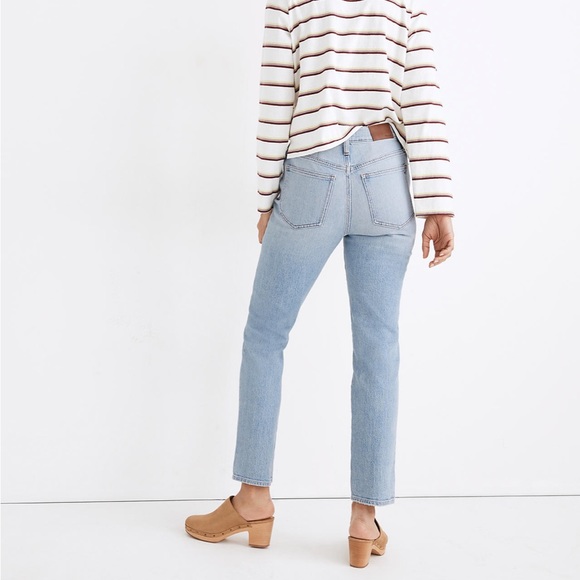 Madewell Denim - Madewell • Raw Hem Lightwash Jean